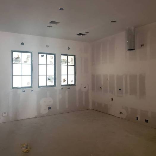 49389708_10156851020274598_2642491608255168512_n[1]