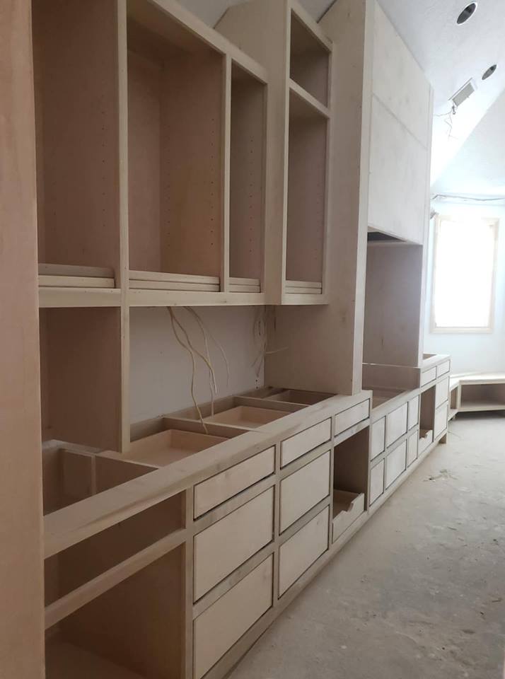 43253608_10156630791399598_1849355240541782016_n[1]